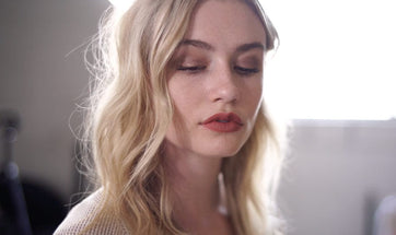 How to Get Cool-Girl Beach Waves [3 Easy Ways]